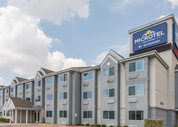 Microtel & By Wyndham Ft. Worth North/