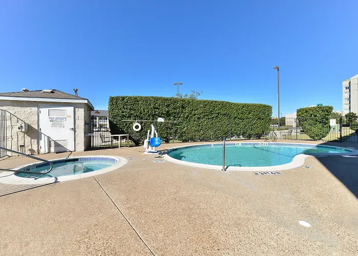 Microtel & By Wyndham Ft. Worth North/ 2* Fort Worth